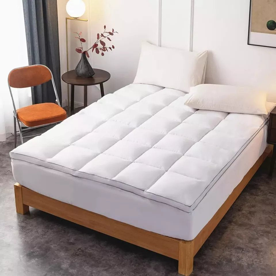 KHIM Mattress Topper (4 inches/10CM) Quilted Extra Deep Hotel Quality Mattress Topper, Breathable and Super Fluffy Mattress Topper Luxury Comfort with Elasticated Straps